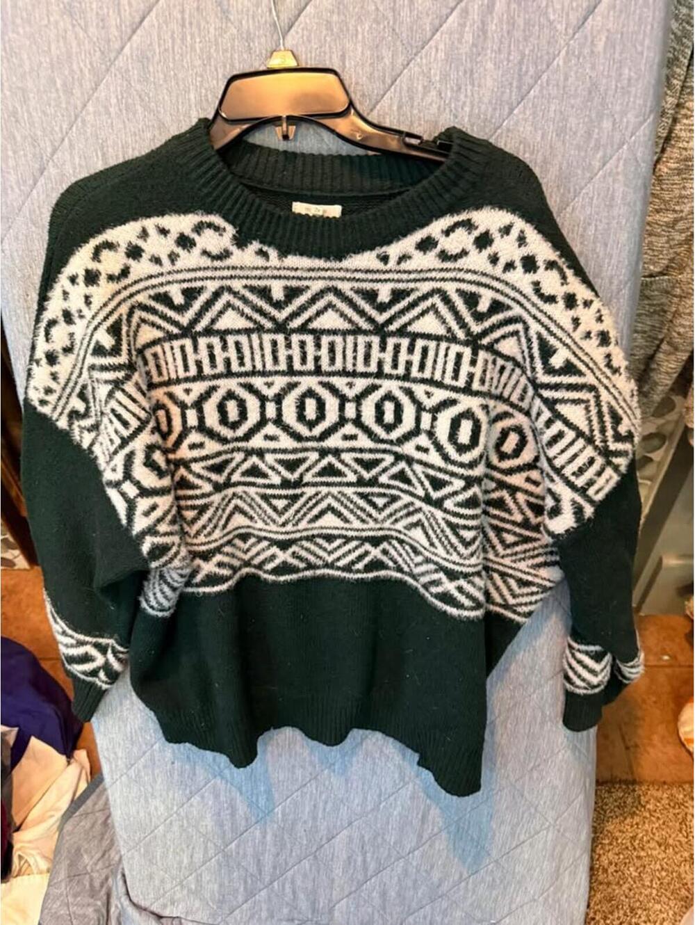 Green with white pattern sweater